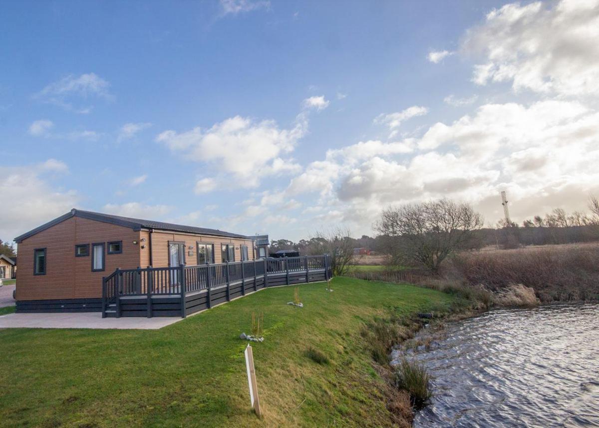 Westlands Country Park Hotel Annan Exterior foto