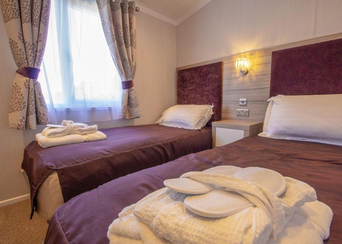 Westlands Country Park Hotel Annan Exterior foto